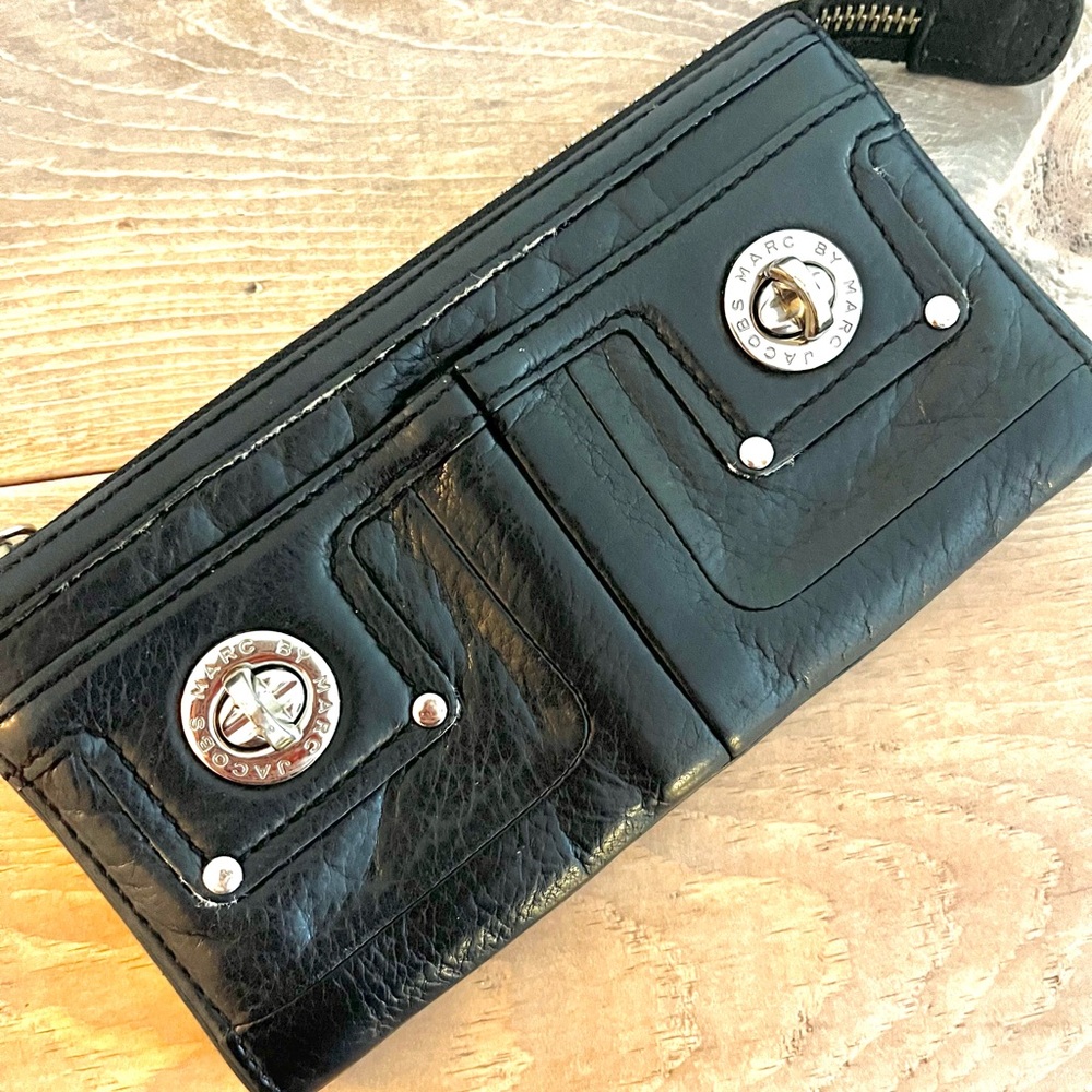 Marc Jacobs Black Leather Wallet